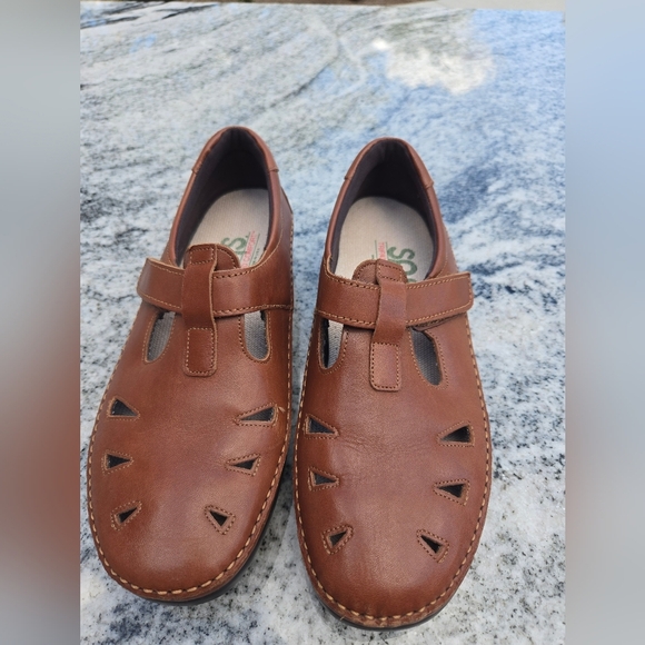 SAS Women's Roamer Slip On Loafer Chestnut Sz 9 Leather - Picture 5 of 16